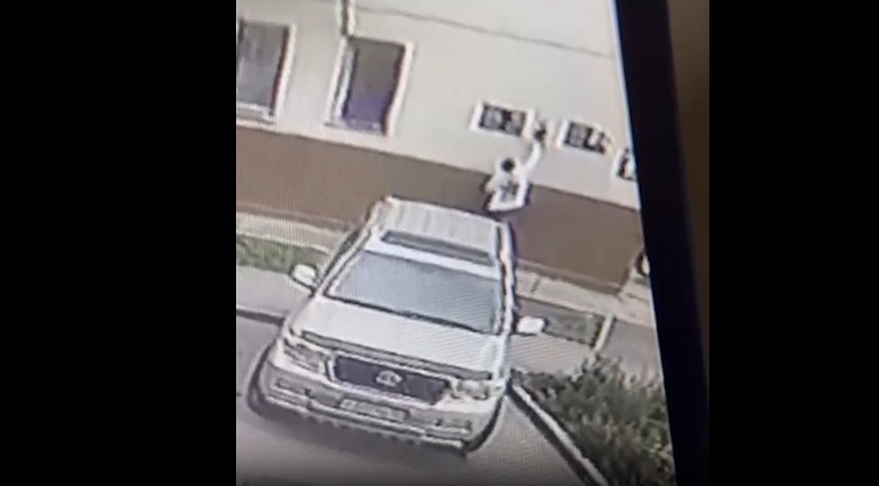 Вандал сломал композицию в память о погибших бойцах СВО в Новосибирске