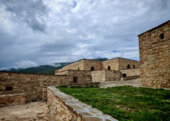 Калмыкия, Ингушетия и Чукотка: сибиряки открывают новые туристические маршруты