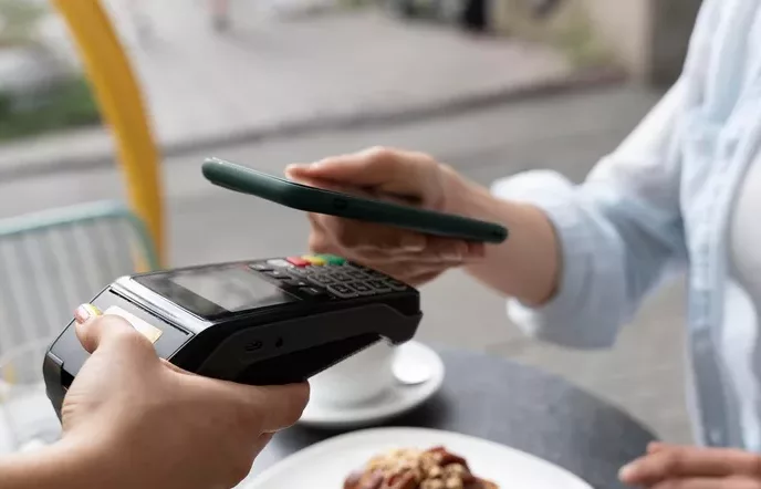 Россияне все чаще используют платежные стикеры при оплате