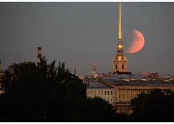 Полное лунное затмение накрыло Россию в ночь на 8 сентября