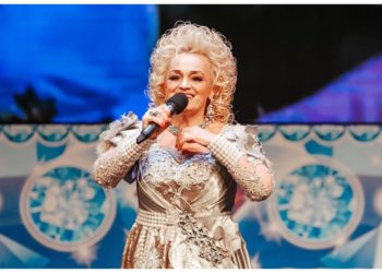 Надежда Кадышева «разорвала» новосибирское метро