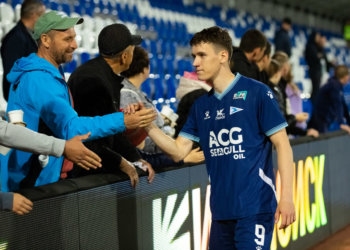 Футбольная «Сибирь» подписала двух новичков в последний день трансферного окна