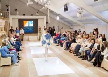 Сбер поддержал Сибирский форум лёгкой промышленности и индустрии моды