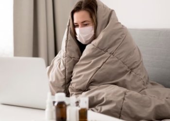 Почти 11 тысяч новосибирцев обратились в больницы из-за ОРВИ