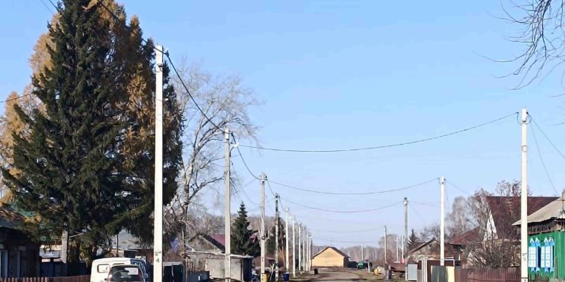 «Россети Новосибирск» модернизировали электросети в деревне Амба под Новосибирском