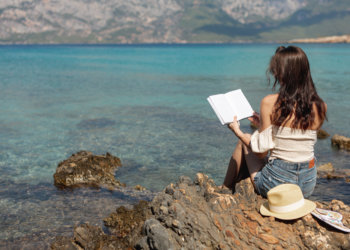 Новосибирцы массово едут заграницу осенью, несмотря на рост цен