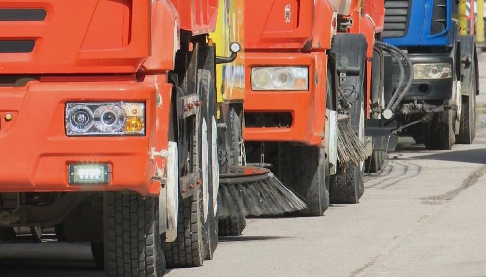 Мэр Новосибирска поручил усилить уборку пыли и грязи