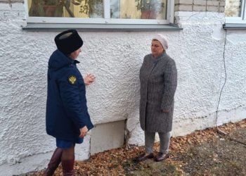 Фундамент коченевской школы треснул: прокуратура требует срочного ремонта