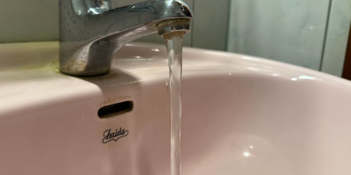 Подачу холодной воды ограничат на сутки в четырех районах Новосибирска