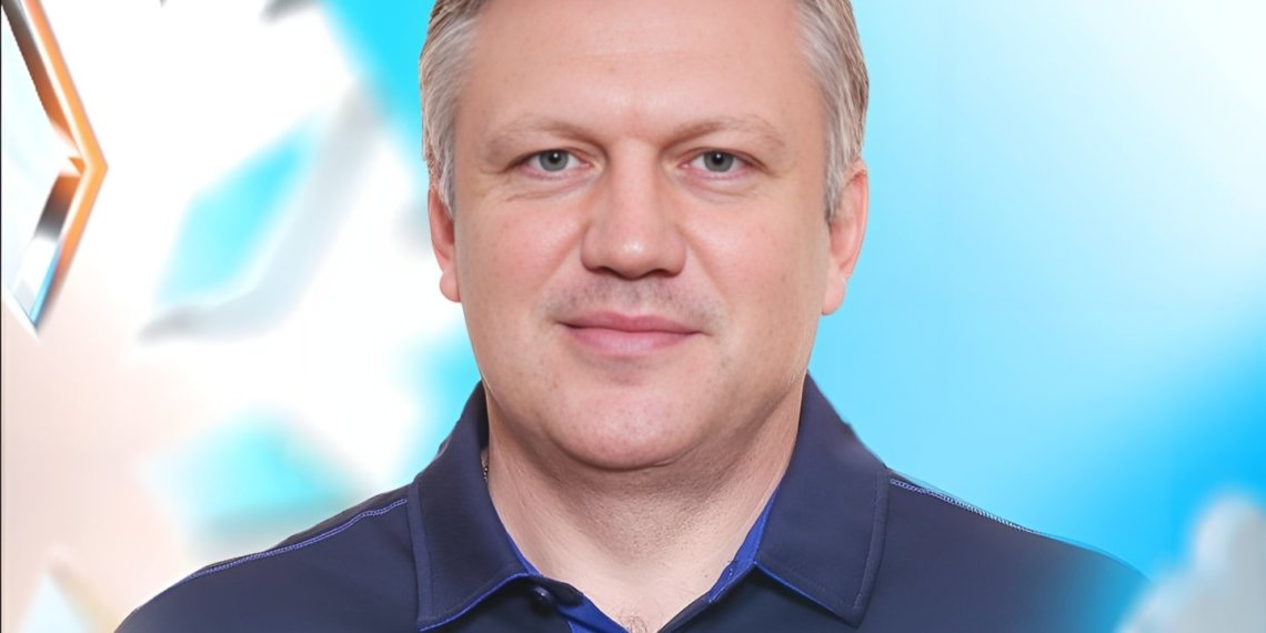 Вячеслав Буцаев занял пост нового главного тренера ХК «Сибирь»