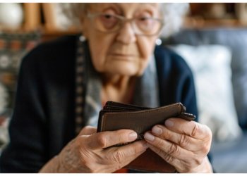 Без паники, выплатят: слухи о «дыре» в бюджете Пенсионного фонда преувеличены