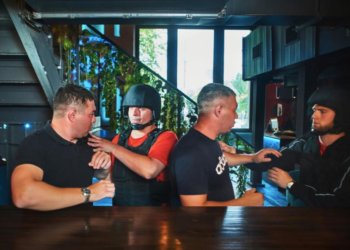 Нетрезвый «спецагент» устроил переполох в новосибирском баре