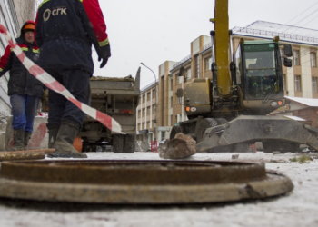 Для теплосетей Новосибирска закупили более 500 новых крышек люков