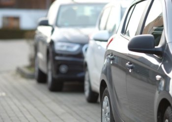 Новая платная парковка появится на Михайловской набережной в Новосибирске