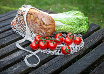 Цены бьют по карману: как изменилась стоимость еды в Новосибирской области