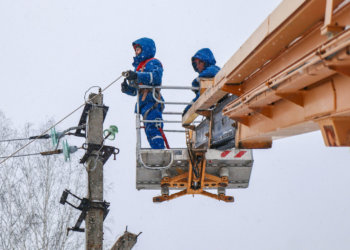 «Россети Новосибирск» завершили реконструкцию еще одного участка электросетей в Верх‑Туле