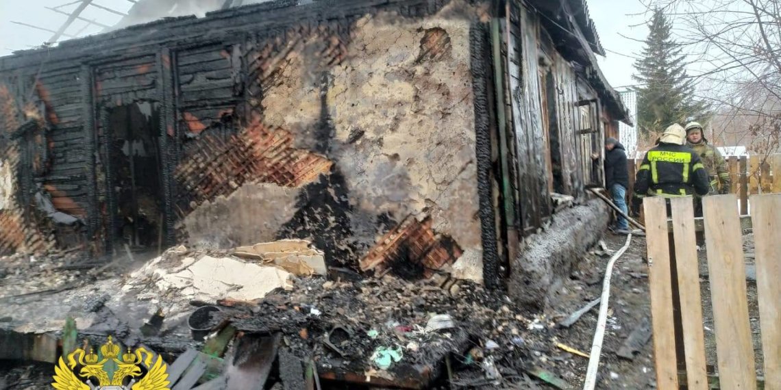 Пожар в селе под Новосибирском унес жизнь девочки: семеро пострадавших, двое в тяжелом состоянии