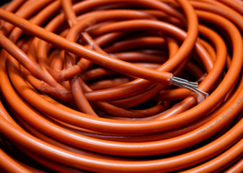 700 тысяч штрафа получил мужчина за нежелание оплачивать электроснабжение в Новосибирской области