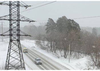 В четырёх районах Новосибирска нет электричества из-за бушующей метели