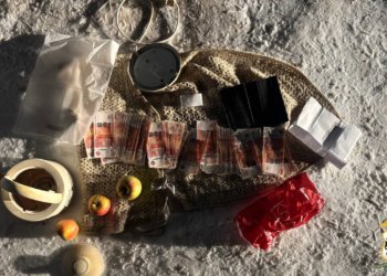 Полиция задержала подростка за пособничество мошенникам в Новосибирске