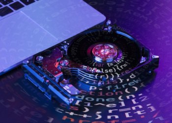 Майнеры отправятся под суд за использование электричества почти на 100 миллионов рублей в Новосибирске