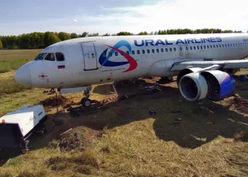 Омский суд вернул в прокуратуру дело пилота, которому аплодировал Путин