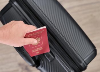 Россиянам перестанут выдавать мультивизы в страны Евросоюза