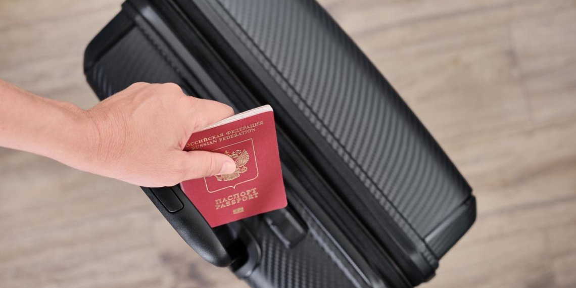 Россиянам перестанут выдавать мультивизы в страны Евросоюза