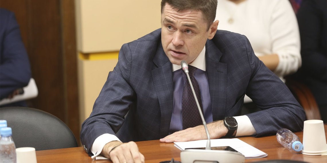 Александр Аксёненко оценил предложение продавать квартиры «по квадратам»